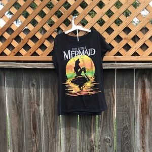 DISNEY brand Little Mermaid shirt oversized